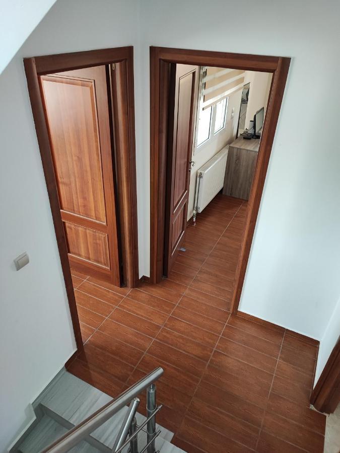 A Cozy Whole House Near The Airport And The Artemida (Attica)