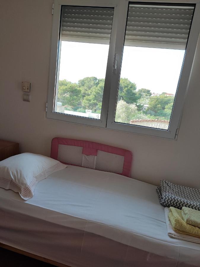 A Cozy Whole House Near The Airport And The Holiday home *